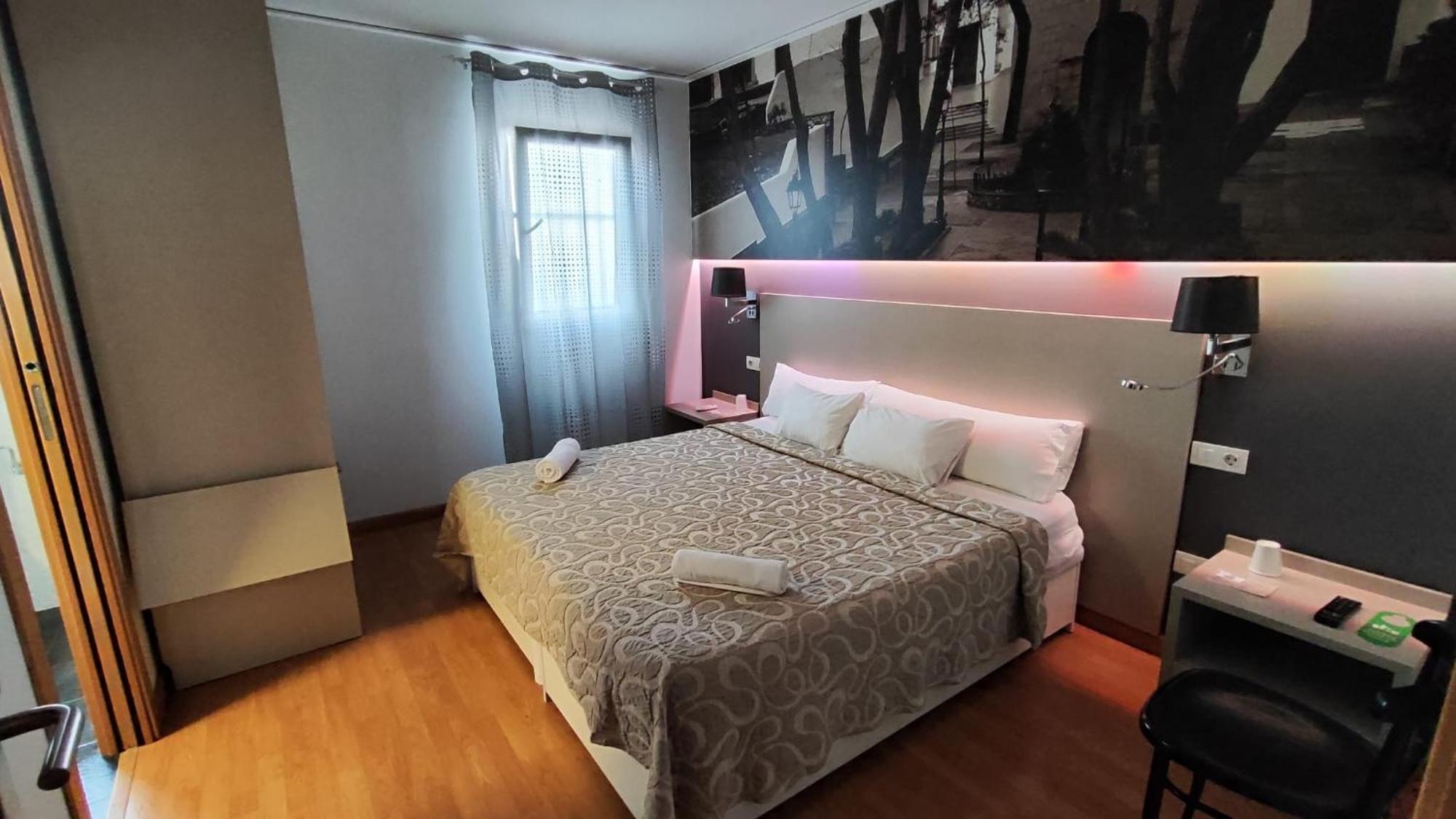 Hello Villarreal Suites Vila-real Exterior foto